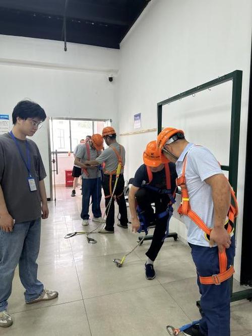 靜安區高效推進特種作業人員安全技術培訓考核專項治理行動